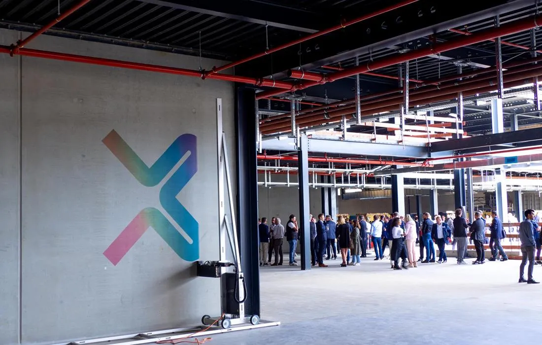 Impression murale directe, exemple Banque & finance